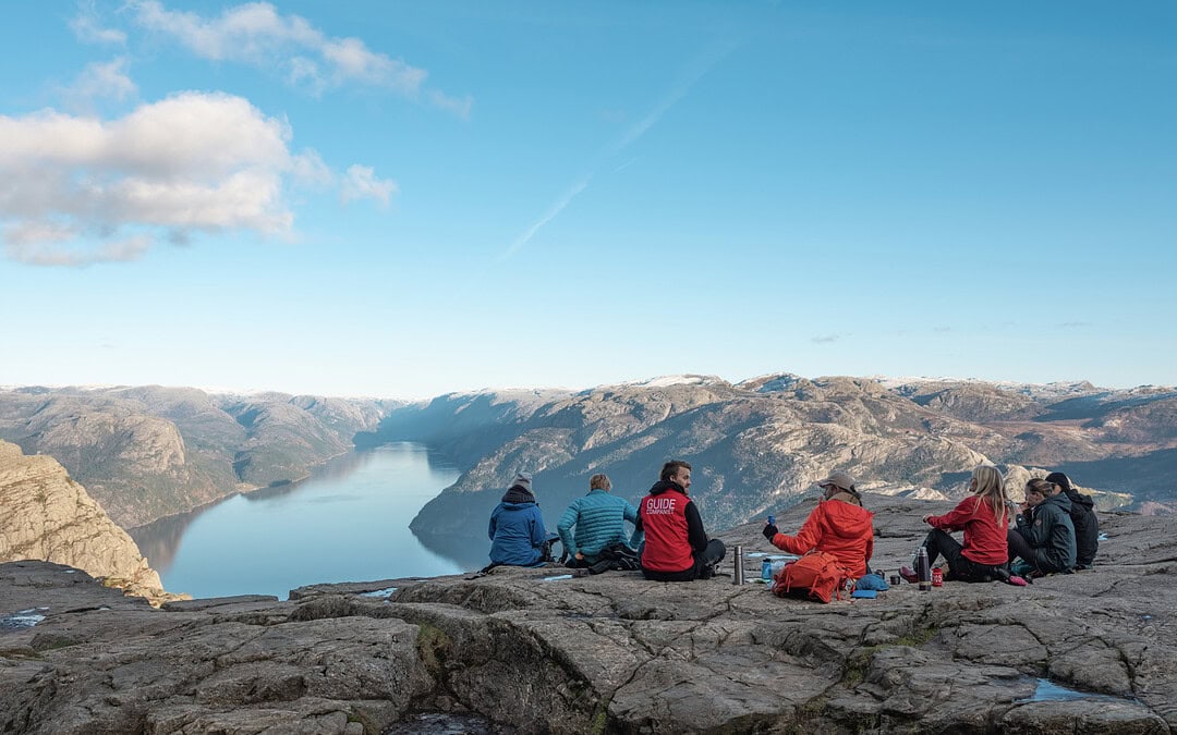 Private guided Preikestolen tour